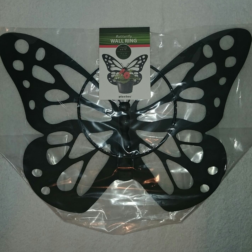 Plastec Butterfly wall ring 11×15